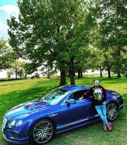 Бизнесмену из Набережных Челнов подарили Bentley, при том что он не длинноногая блондинка
