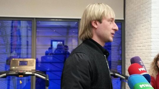 Плющенко: «Загитова и Медведева смогут исполнять четверные прыжки»