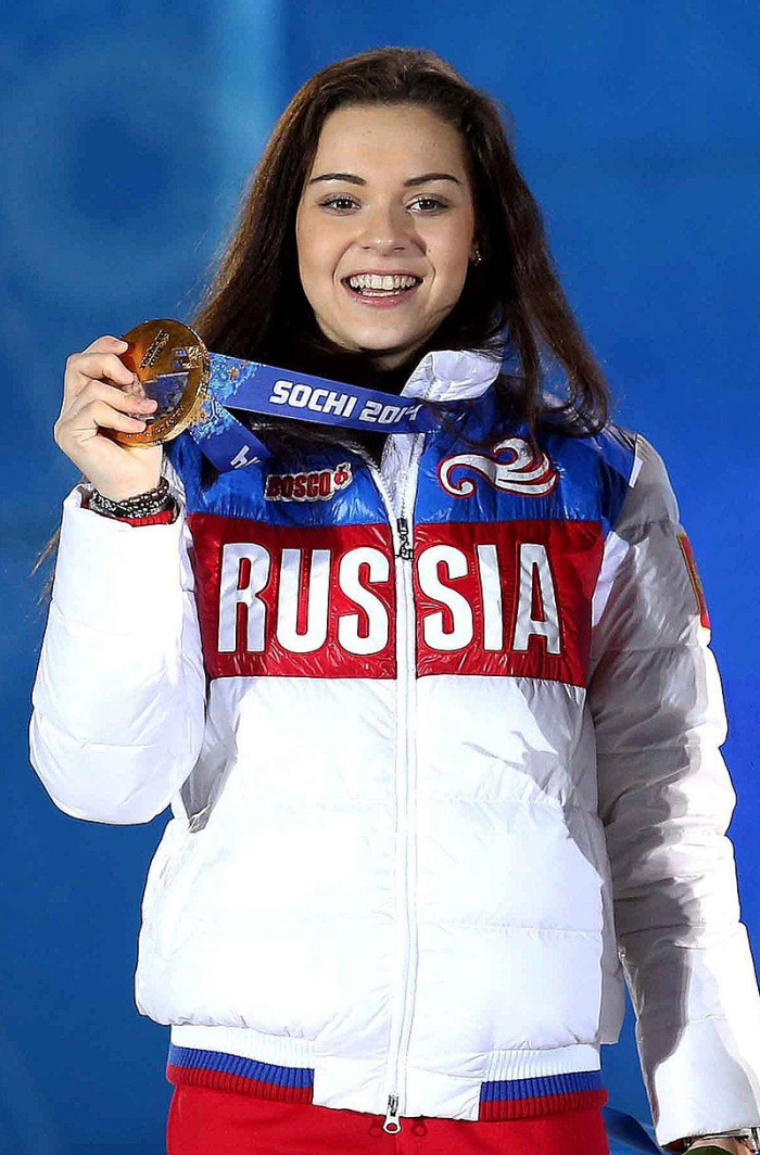 Аделина Сотникова была экстренно прооперирована в Москве