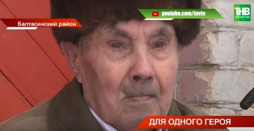 «Марш для одного героя»: в Балтасинском районе Татарстана поздравили единственного ветерана (ВИДЕО)