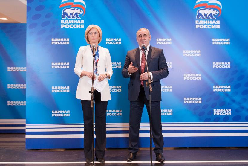 К выборам в Госдуму «Единая Россия» поменяет название и объединится с ОНФ