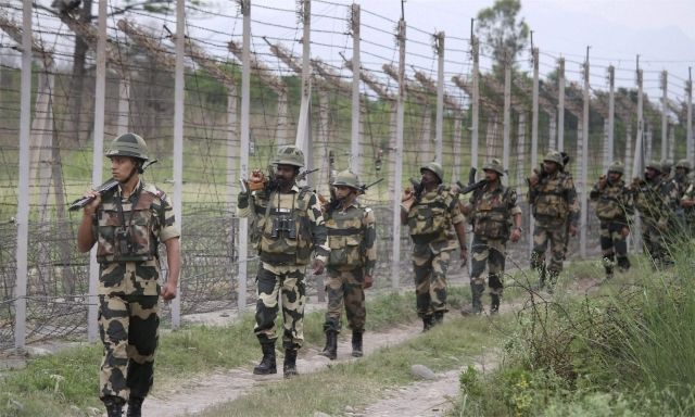 СМИ: В столкновении пограничников Китая и Индии ранены более 20 военнослужащих