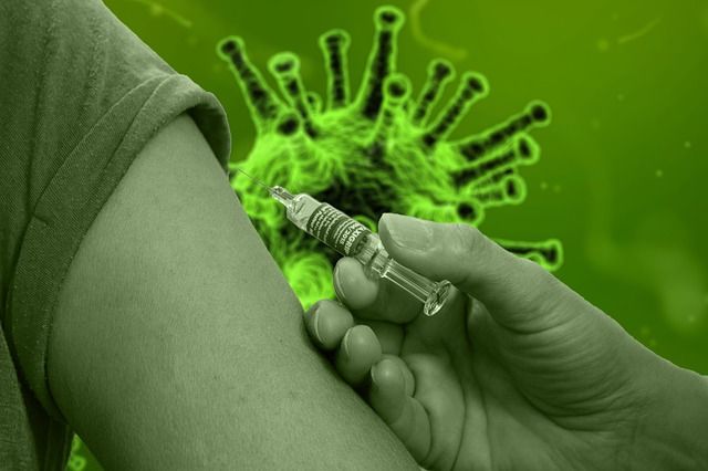 Некоторые испытатели вакцины "Спутник V" заразились коронавирусом