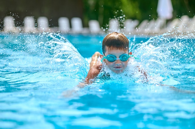 В Татарстане стартует всеобщее обучение детей плаванию