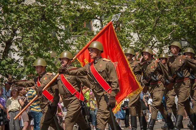 Власти Татарстана призвали жителей использовать маски во время парада Победы