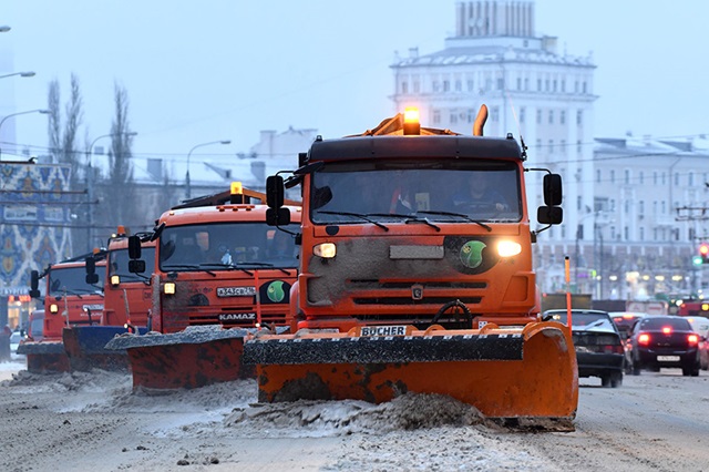 Дорожные службы Казани перейдут на зимний режим в ближайшие сутки