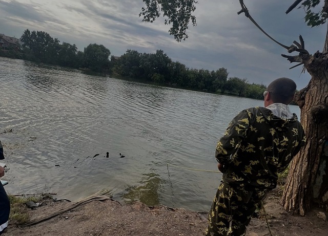 Прыгнувший с тарзанки парень утопил 15-летнюю девочку на озере Средний Кабан в Казани