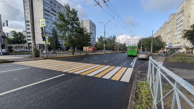 Жителей Казани обрадовали завершением ремонта дороги по улице Кулахметова