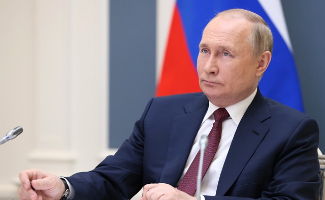 Путин: люксовые товары поступать в Россию продолжат