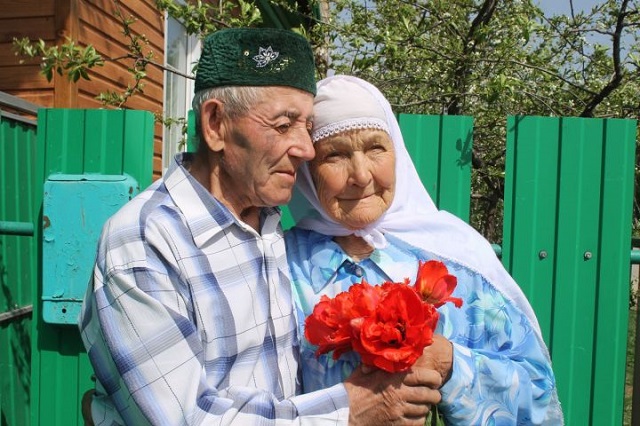 Отметившие 68-ю годовщину свадьбы супруги из Татарстана раскрыли секрет отношений