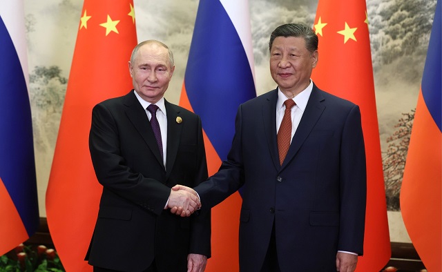 Россия Президенты Владимир Путин эш сәфәре белән Кытайга килде