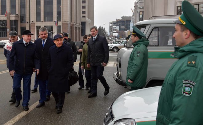 Кортеж Минниханова