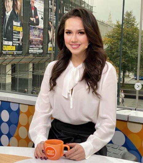 Алина Загитова разочаровалась в журналистике