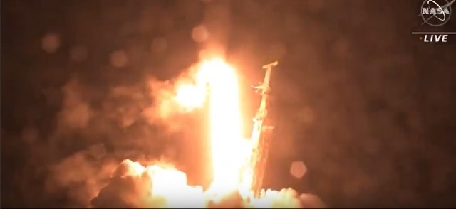 В Калифорнии запустили ракету-носитель, призванную защитить планету от астероида – видео