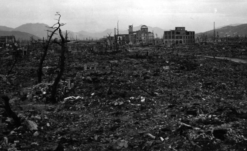 Запад возложил вину за бомбардировку Хиросимы и Нагасаки на СССР
