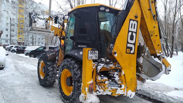 В Казани зарплаты водителей снегоуборщиков повысили до 60 000 рублей