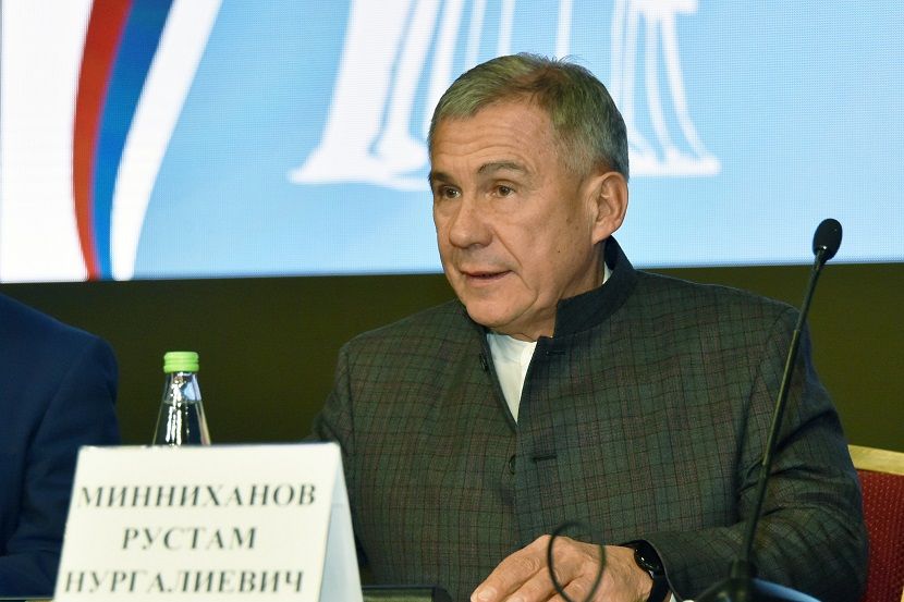 Рустам Минниханов: В Татарстане остается актуальным вопрос о взыскании алиментов