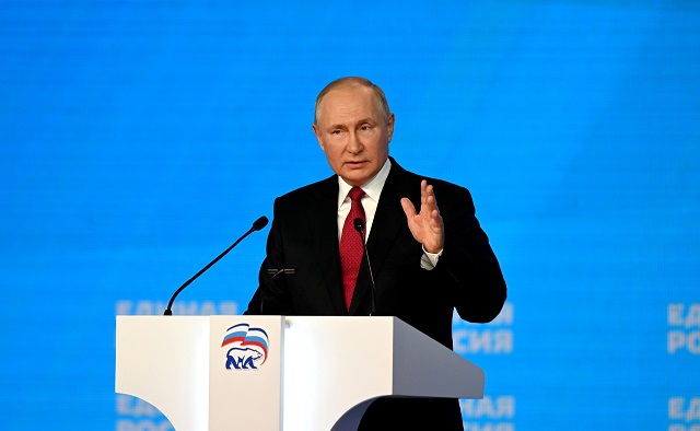 Путин поблагодарил за результаты выборов «Единую Россию» 