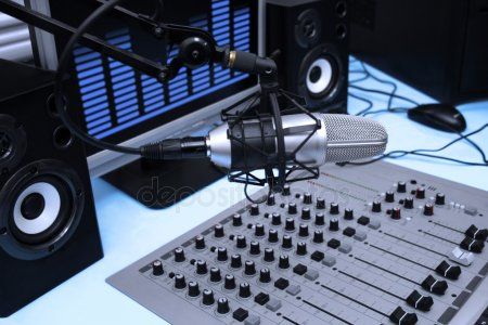 В Казани появилось литературное радио «Китап» на частоте 98.6 МГц