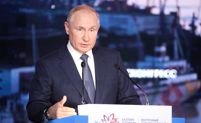 Путин заявил о важности обеспечения преемственности после выборов в Госдуму