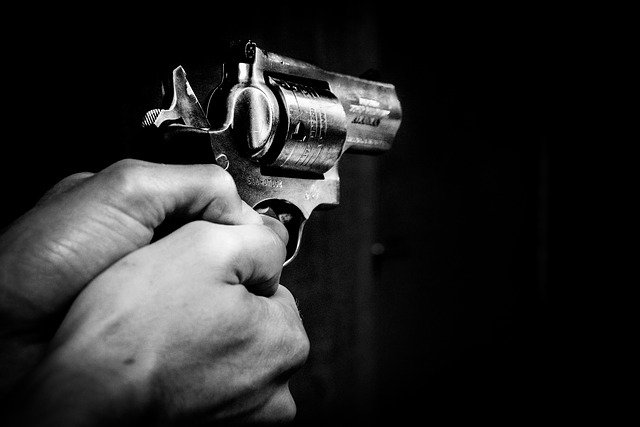 В Татарстане из самодельного пистолета расстреляли посетителя бара 