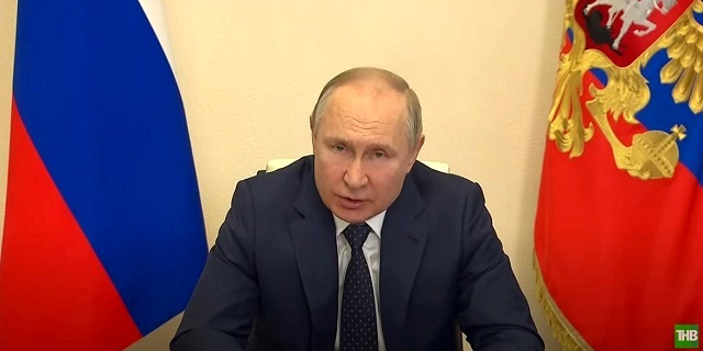 Владимир Путин призвал крупные российские компании и банки наладить работу в Крыму