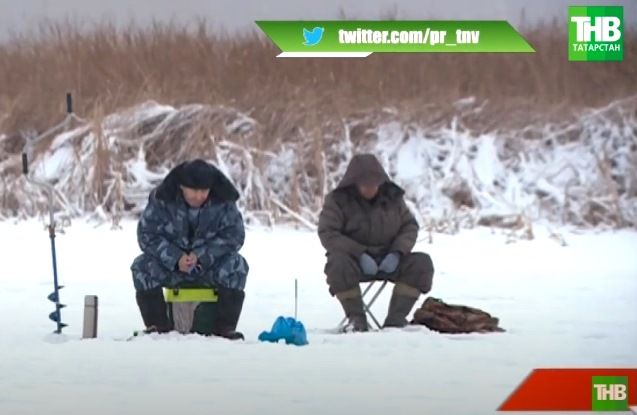 В Мензелинском районе Татарстана спасли мужчину, провалившегося под лед - видео