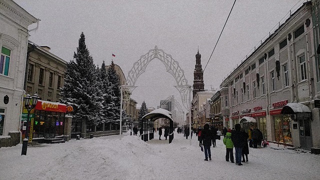 Власти Казани отказались раскрывать стоимость новогодней иллюминации в городе