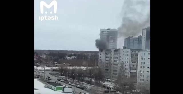 Mash: Мужчина погиб при взрыве газа в многоэтажке в Казани - видео