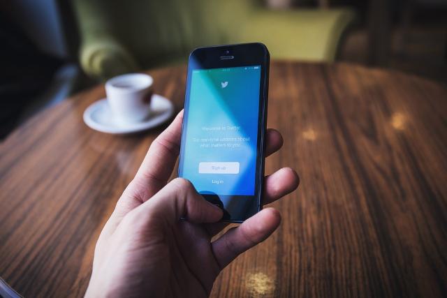 Меры по ограничению трафика компании Twitter продлены до 15 мая