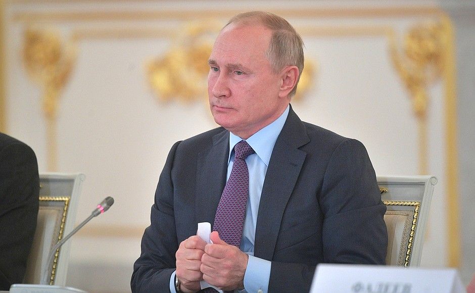 Владимир Путин: "Хазары - тоже наш этнос, который русский народ впитал в себя" (ВИДЕО)