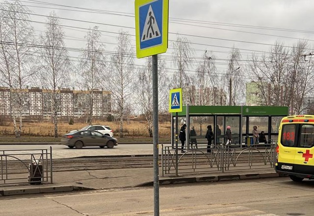 В Нижнекамске сбитая водителем иномарки девочка получила сотрясение мозга и переломы