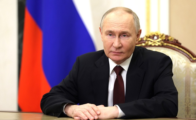 Путин считает защиту традиционных ценностей важнейшим условием суверенитета