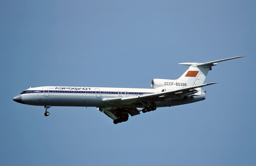 Самолет Ту-154 совершил последний пассажирский перелет в России