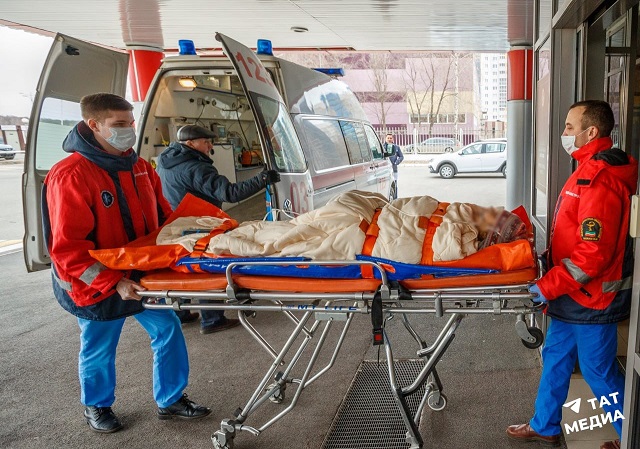 В Татарстане врачи Спасской ЦРБ спасли мужчину с тяжелой стадией мышиной лихорадки