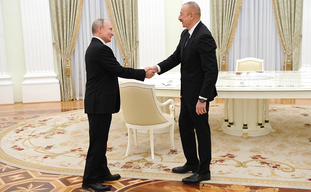 Президенты РФ и Азербайджана встретятся для обсуждения договоренностей по Карабаху
