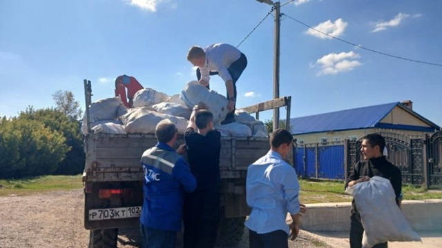 В одном из сел Бавлинского района собрали более 100 мешков картофеля для бойцов СВО