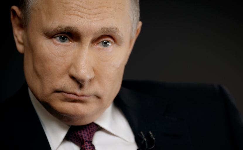 Владимир Путин перенес дату голосования по поправкам в Конституцию России