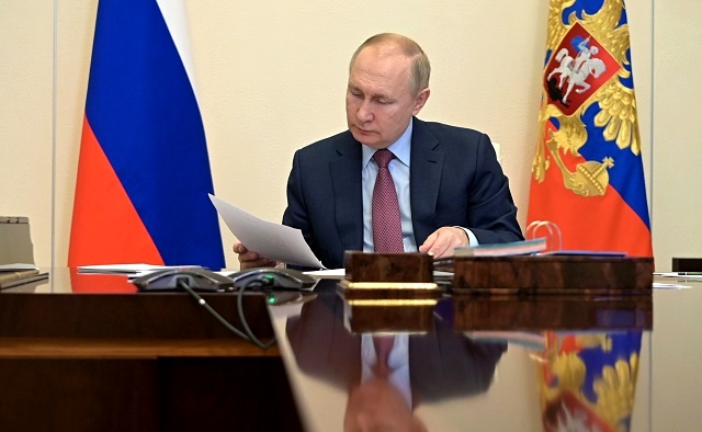Путин подписал закон о пожизненном заключении педофилов-рецидивистов