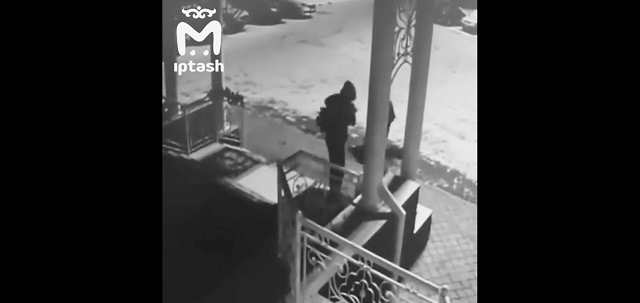 Дерзкое ограбление ЗАГСа в Нижнекамске попало на видео