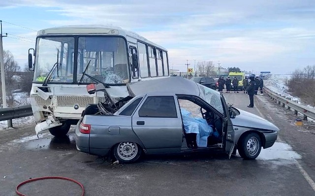 В Татарстане после смертельного ДТП с пассажирским автобусом возбудили уголовное дело