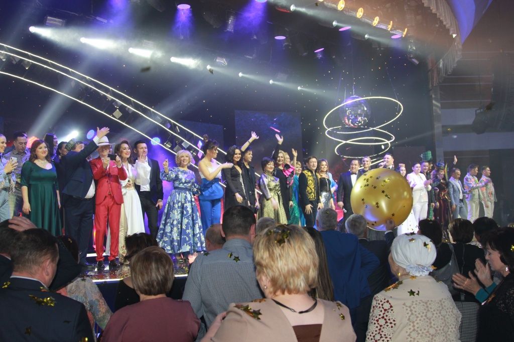 Премия "Болгар радиосы": как прошло главное музыкальное событие Татарстана (ФОТО)