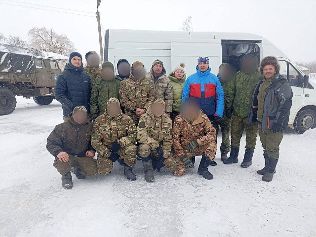 Минниханов поделился фото делегации Татарстана из зоны СВО