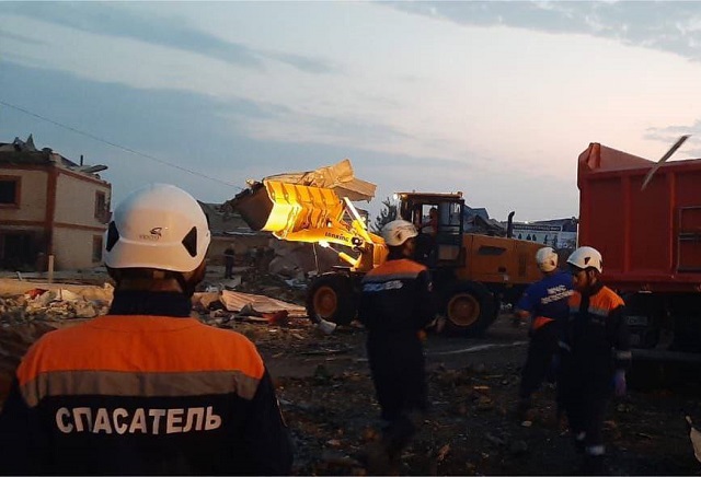 30 человек погибли при взрыве на АЗС в Махачкале, трое из них дети