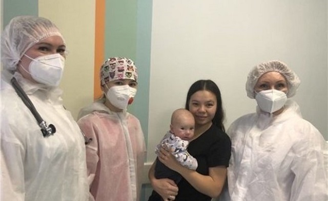 В Чувашии врачи спасли трехмесячного младенца со 100%-м поражением легких