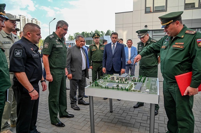 Минниханов оценил готовность к вводу в эксплуатацию военного госпиталя в Казани