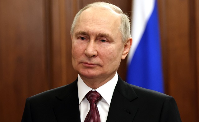 Кремль: Путин во время попытки теракта в Москве не пострадал