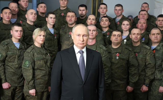 Исследование: новогоднее обращение Путина посмотрели 44,6% россиян