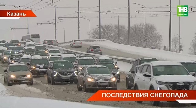 Последствия снегопада: как жители Татарстана справляются с сюрпризами погоды
