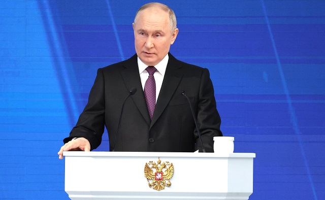 Владимир Путин сайлау алдыннан халыкка мөрәҗәгать белән чыкты 
